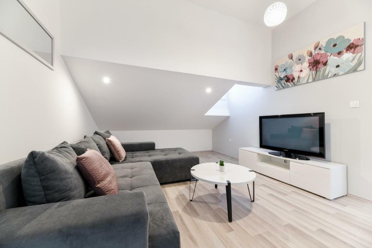 Grey Apartment Old Town Zadar Exterior photo